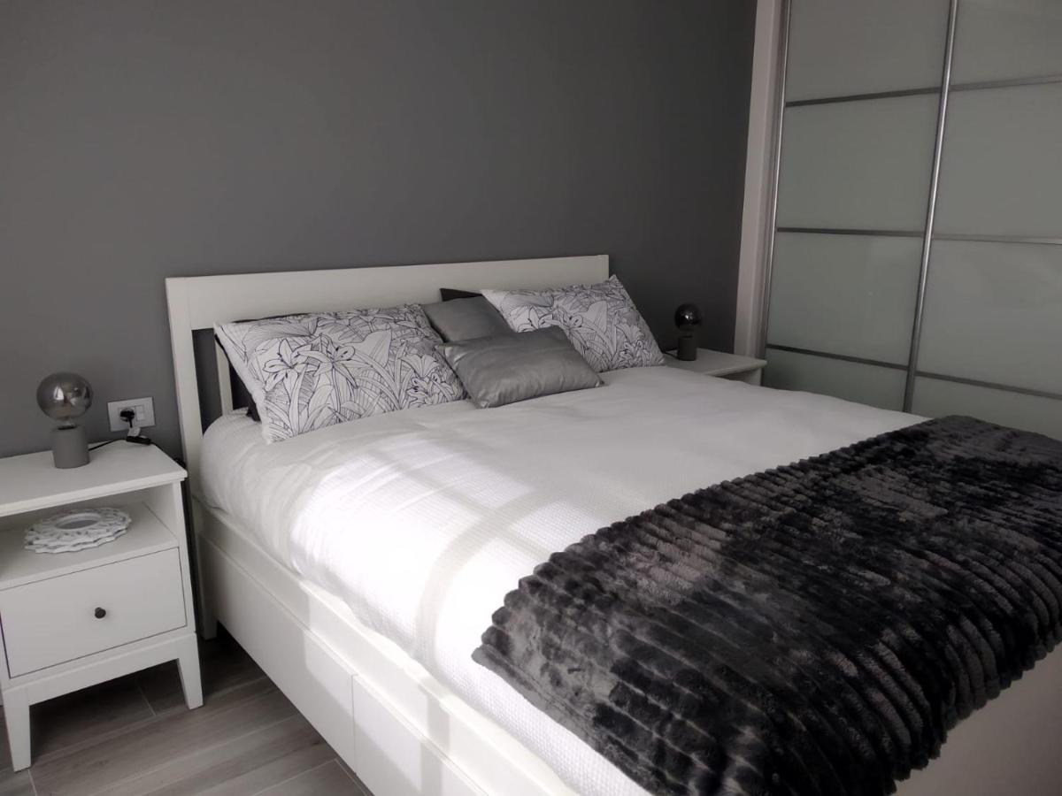 Amplio apartamento en Illa de Arousa, próximo a la playa Exterior foto